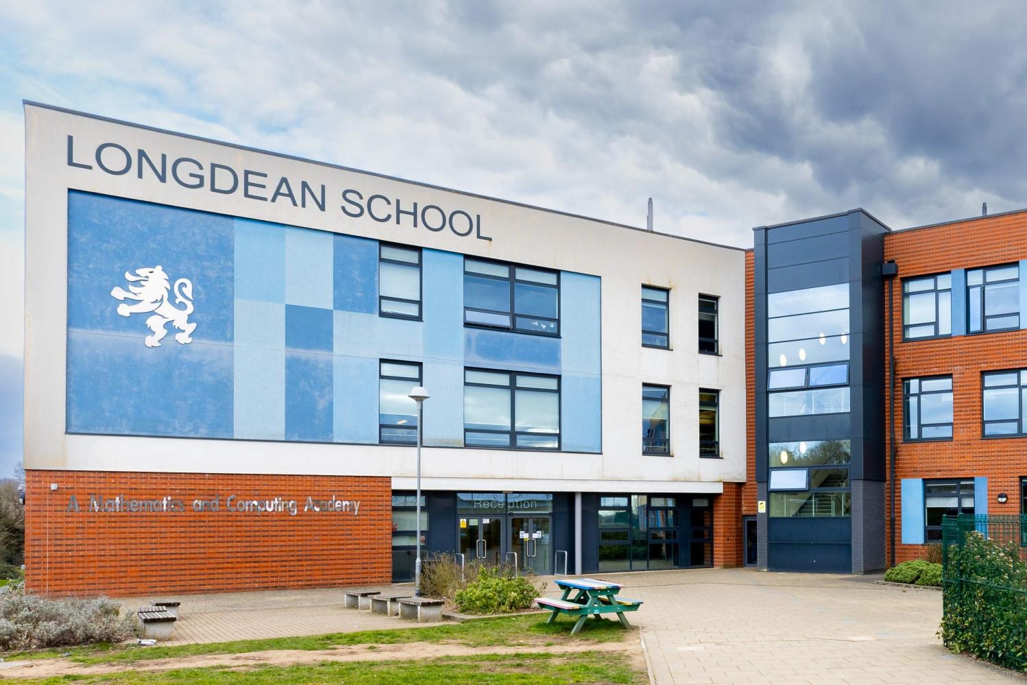 Longdean School, Hemel Hempstead, Hertfordshire | Teaching Jobs ...
